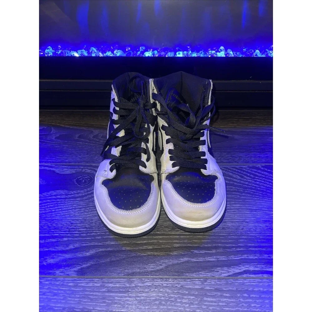 Size 4 (GS) - Jordan 1 Retro OG High Shadow 2.0